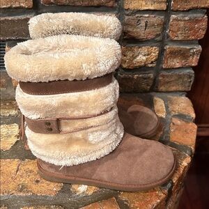 Natural Reflections Boots.